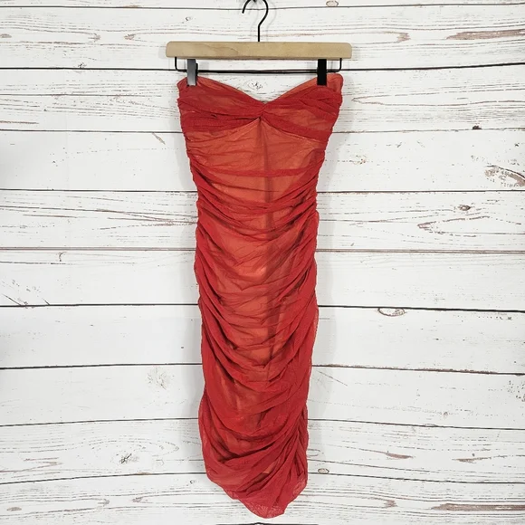 NWT Norma KamaliWalter Red Ruched Strapless Dress